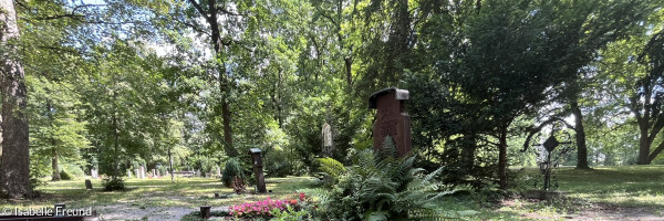 Gräber auf dem Friedhof