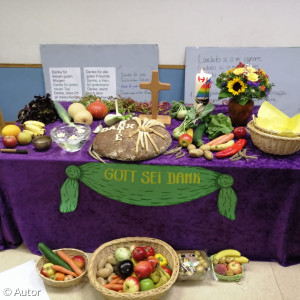 Erntedank-Altar